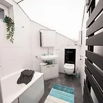 Lägenhet Ring48 Living - Modernes Wohnen Mit Wohlfuehlambiente Mitten Im Stadtzentrum - Vollausgestattete Kueche, Bad Mit Duschbadewanne, Parkplatz *