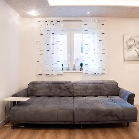Appartement Ring48 Living - Modernes Wohnen Mit Wohlfuehlambiente Mitten Im Stadtzentrum - Vollausgestattete Kueche, Bad Mit Duschbadewanne, Parkplatz Bayreuth