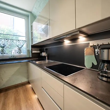 Ring48 Living - Modernes Wohnen Mit Wohlfuehlambiente Mitten Im Stadtzentrum - Vollausgestattete Kueche, Bad Mit Duschbadewanne, Parkplatz Апартаменты Байройт