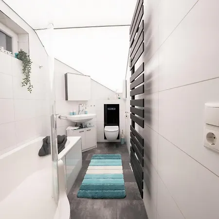 Ring48 Living - Modernes Wohnen Mit Wohlfuehlambiente Mitten Im Stadtzentrum - Vollausgestattete Kueche, Bad Mit Duschbadewanne, Parkplatz *