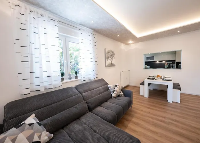 Appartement Ring48 Living - Modernes Wohnen Mit Wohlfuehlambiente Mitten Im Stadtzentrum - Vollausgestattete Kueche, Bad Mit Duschbadewanne, Parkplatz *