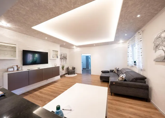 Ring48 Living - Modernes Wohnen Mit Wohlfuehlambiente Mitten Im Stadtzentrum - Vollausgestattete Kueche, Bad Mit Duschbadewanne, Parkplatz *